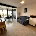 Residence Alisier - T2 Dans Le Domaine De La Coudouliere Proche De La Mer Mae-1191