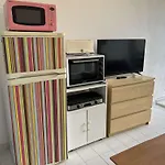 Studio Cabine Confortable, Terrasse, Proche Plage Et Commerces - Le Grau Du Roi - Fr-1-250-284