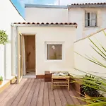 Appartement Au Coeur De La Rochelle Avec Terrasse