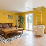 Guesthouse Eco Hostel La Girelle Calanques