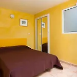 Guesthouse Eco Hostel La Girelle Calanques
