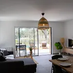 Le Cottage Des Glycines - Piscine Chauffee