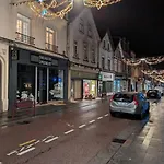 Plage Et Centre-Ville, Tout A Pied