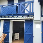 Jolie Maison Basque Entre Mer Et Montagne