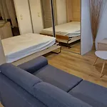 Concarneau - Beau Studio Chaleureux Avec Jardin