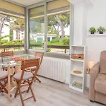 Beautiful Apartment In Sete With Kitchen