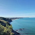 Appartement Au Centre De Granville Avec Balcon, A 300M De La Plage Et Du Casino - Fr-1-361-119