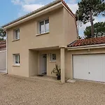 Maison Mitoyenne Calme, 3 Chambres, Parking, Terrasse A Biscarrosse Plage - Fr-1-521-187