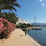 Vue Lagune Et Bateaux A 100M De La Plage