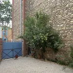 A Tres Joli Appartement