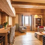 L'Aquila 34 - 3-Bedroom Ski-In Ski-Out Apartment