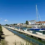 Maison 4 Pieces Pour 8 Pers Avec Jardin, Proche Plage Et Centre, Oleron - Fr-1-246A-322