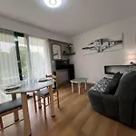 Appartement T1 Bis Avec Balcon A La Rochelle - 4 Couchages, Parking, Proche Plage Et Commerces - Fr-1-246-715