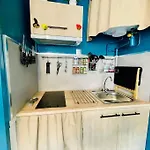 Cap Studio Parking Wifi Port Plage