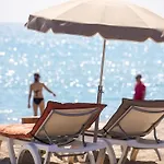 Saint Cyprien - Agreable T2 Climatise, Parking Prive, Balcon & Solarium, 300M Plage - Fr-1-793-12