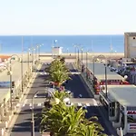 Narbonne-Plage : T2 Climatise, Balcon, Parking, A 100M De La Plage, Commerces A Proximite - Fr-1-795-12