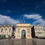 Le Capitaine - Charme Du Centre Ville