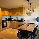 Appartement Rez De Jardin Megeve