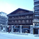 **Confortable Appartement 2 Pieces En Plein Centre, A 5 Min Des Pistes, Balcon Sud, 4 Pers.** - Fr-1-518-7