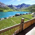 Residence Soleil - Appartement 3 - Confortable, Chaleureux, Vue Lac Mae-3438