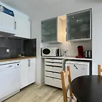 Homency - Residence Menandiere R1