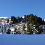 Residence Les Cimes II - Studio Pour 4 Personnes A Meribel Mottaret Dans Le Quartier Du Hameau, Au Pied Des Pistes Mae-2591