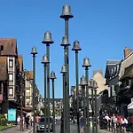 L'Olliffe Joli Studio Deauville Hypercentre A 2 Pas De La Place Morny