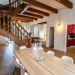 Maison Familiale Avec Grand Jardin, 2Min De La Mer