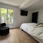 Maison Jasmin, Spacieuse, Avec Piscine Privee Chauffee