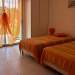Comfortable Apartment Close To The Sea