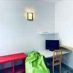 La Cabine