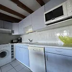 Charmant Pavillon T2, Climatise, 4 Pers, Proche Plage Et Commerces, Parking Prive - Fr-1-81-574