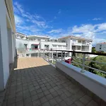 Appartement Lumineux Et Spacieux Avec Terrasses Et Ascenseur En Centre-Ville De Royan - Fr-1-494-182