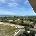 Appartement Front De Mer Avec Piscine Et Acces Direct Plage A St Cyprien