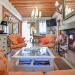 3 Bedroom Gorgeous Home In Deauville