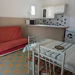 Port-La-Nouvelle : T2 Proche Plage, Terrasse, Parking, Clim, Bbq, Lave-Linge, 4 Pers, Classe 2* - Fr-1-797-17