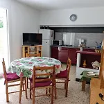 Charmant T2, 4 Pers, Proche Plage, Terrasse Privee, Tout Confort, Calme A Port-La-Nouvelle - Fr-1-797-14