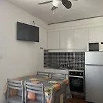 Spacieux T2 Pour 4P Avec Terrasse, Parking Prive A 400M De La Plage, Quartier Anime, Animaux Ok - Fr-1-799-9