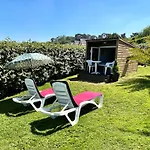 Cabane Pres De La Mer