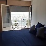 Studio Au Port De Sanary