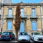 Appartement Du Forum,La Gare, 50 M2 , Climatisation, Garage, Cour