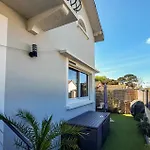 2 Bedroom Lovely Home In Saint-Michel-Chef-Chef