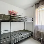 3304-T3 Dans Une Residence Avec Piscine