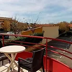 Studio Place De Parking 50M De La Plage