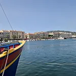 Studio A 800M De La Plage , Parking Prive