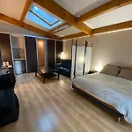 Studio Independant Avec Piscine Partagee