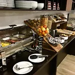 Brit Hotel Martigues Nord