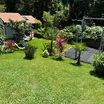 La Wodapalousa, Surf & Crossfit Guesthouse, 800M From Beach