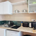 Joli Appartement - Hyper Central & Climatisation - Les Freres De La Loc'