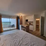 Studio Natureva Acces Piscine 224 B - Luxe - 2 Personnes